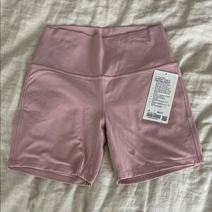 NWT LULULEMON ALIGN HIGH-RISE SHORT 6”, size 10, PINK HAZE